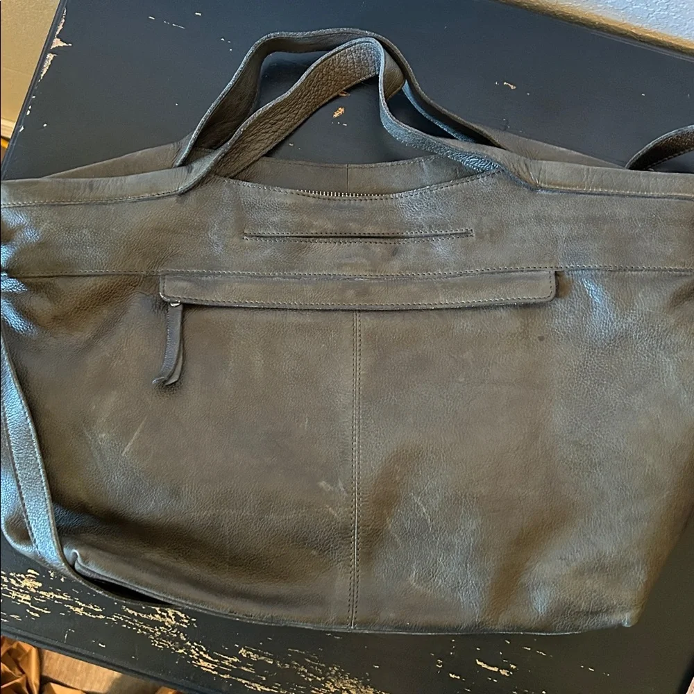 Latico Leathers Van Tote Bag in Olive - Picture 4 of 8